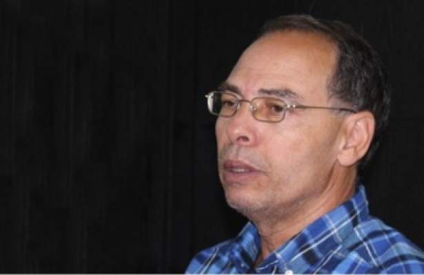 الداخلية غاضبة من استعمال المعطي منجب مصطلح “البوليس السياسي”