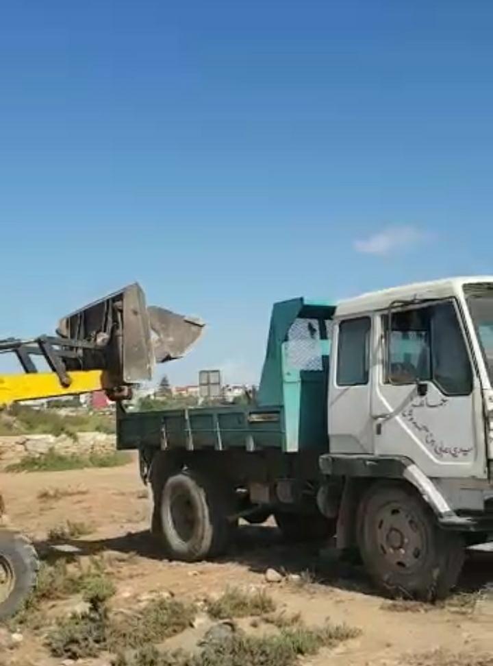 الدرك البيئي بالجديدة يتدخل وينقذ نهر  ام الربيع من مخلفات البناء التي ترمى به “فيديو”