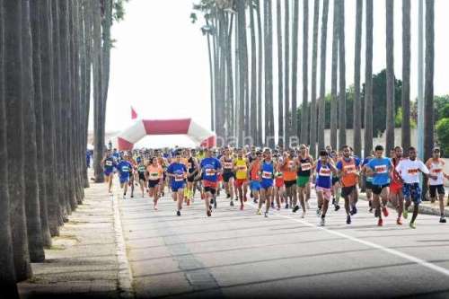 دبي:سيطرة مغربية على سباق دولي للجري لمسافة 10 كلم