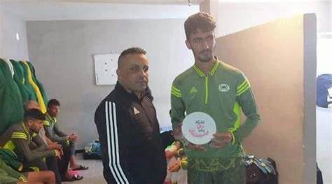 حزن كبير   لزملاء “الراحل” رضى الساقي لاعب نجم الشباب البيضاوي بعد علمهم بنبأ وفاته