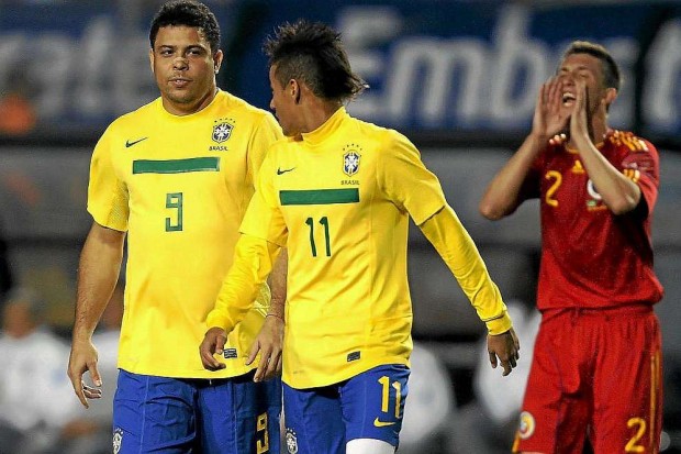 نيمار: رونالدو البرازيلي لا يقارن والبرتغالي يحترم على ما وصل إليه