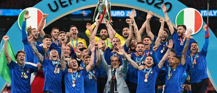 إيطاليا تنتزع لقب كأس أمم أوروبا من إنجلترا