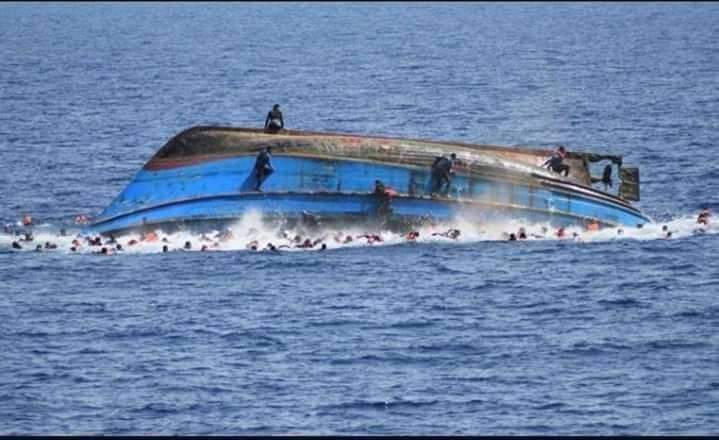 البحرية الملكية تعثر على جثت 14 مهاجرا غير شرعي في البحر شمال الداخلة