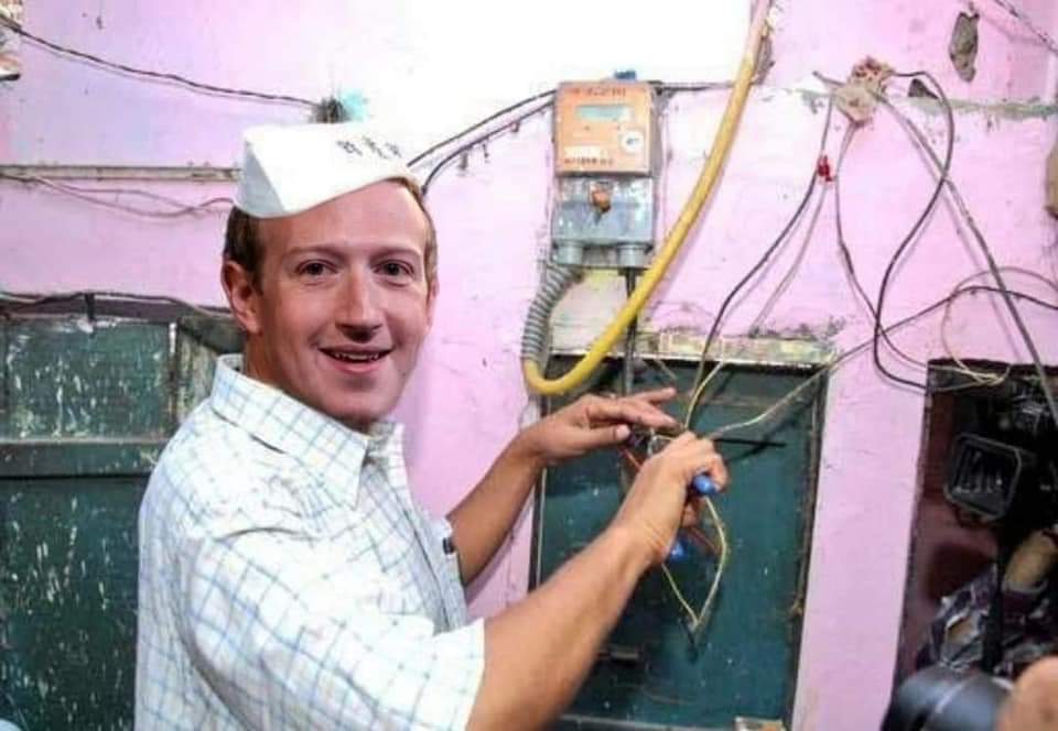 تطبيقات فيسبوك وإنستغرام وواتساب تعاود العمل بعد تعطلها لساعات