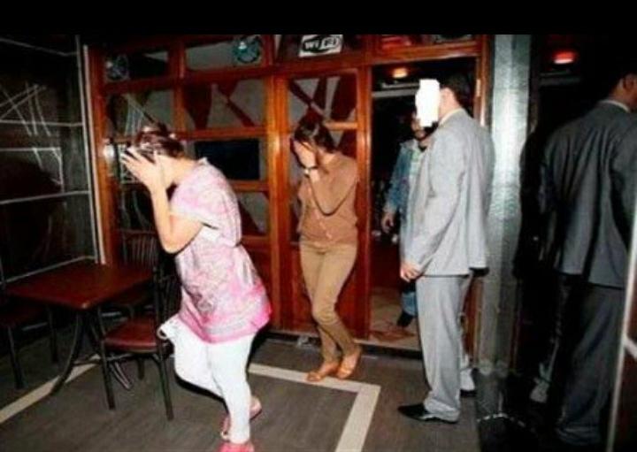 الأمن يداهم “فيلا” بمراكش معدة للدعارة ويعتقل أشخاصا في وضع مخل