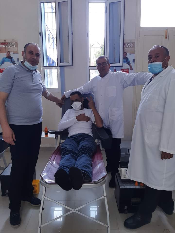 ساكنة ازغنغان(الناظور) تلبي النداء وتمنح ما يقارب 100 كيس من مادة الدم لفائدة المرضى والمحتاجين