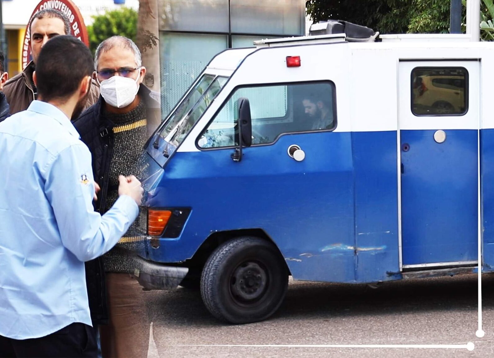 سرقة 160 مليون من سيارة نقل الأموال بطنجة.. الأمن يعتقل “السائق “