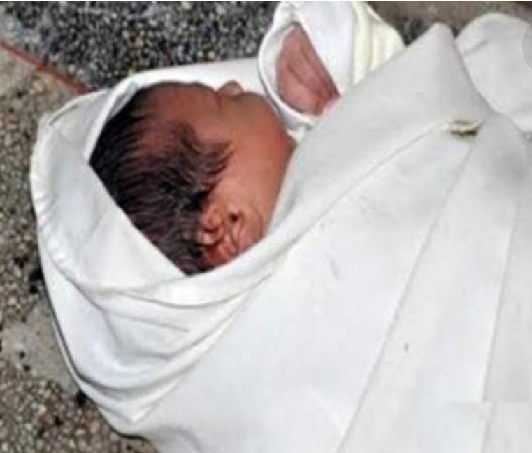 العثور على رضيع متخلى عنه بالبير الجديد