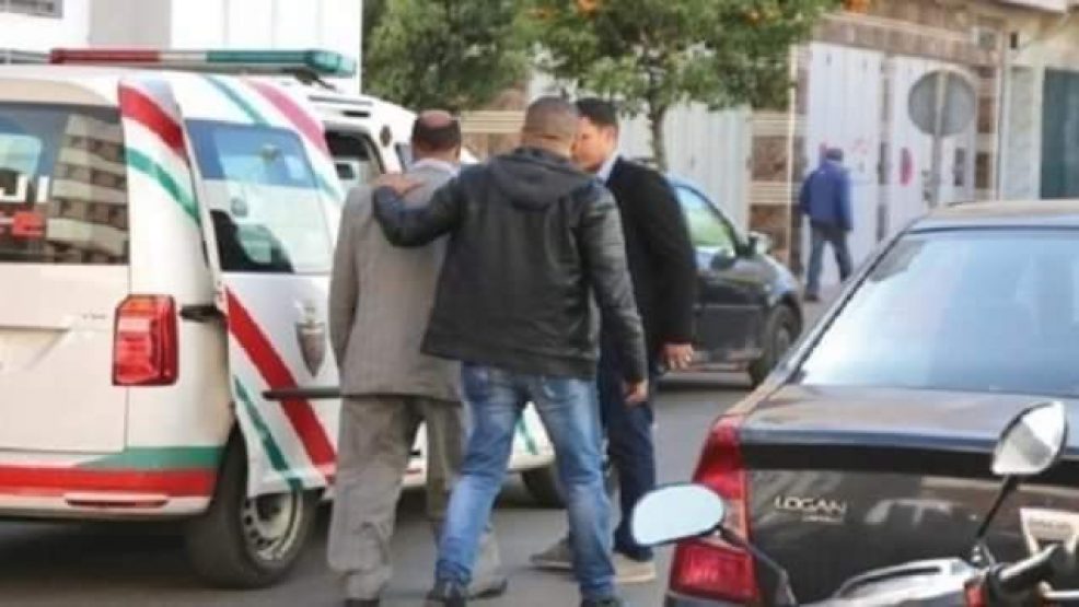 انتحال صفة رئيس جماعة يوقع بثلاثيني وشريكه في قبضة الأمن