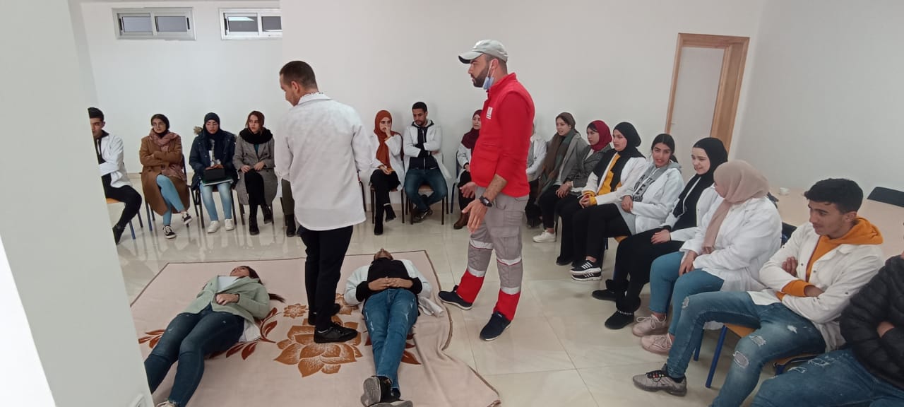 ورشة في الإسعافات الأولية بمركز التكوين و التأهيل المهني بالناظور