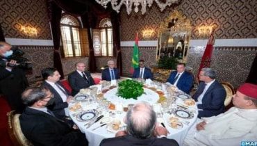 جلالة الملك يقيم مأدبة غداء على شرف الوزير الأول الموريتاني والوفد المرافق له