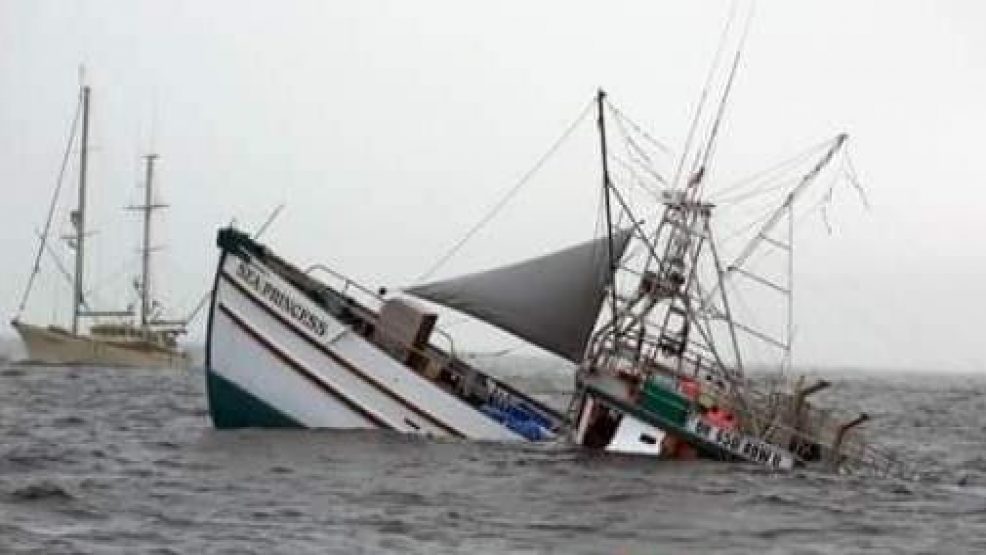 فاجعة بالجديدة : بعد فقدان 7 بحارة في انقلاب قارب للصيد التقليدي بساحل الجديدة