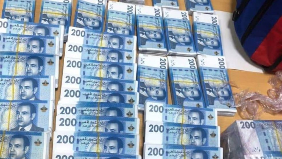 تطوان : توقيف ثلاثة أشخاص يشتبه في ارتباطهم بشبكة إجرامية تنشط في تزوير الأوراق المالية وعرضها للتداول
