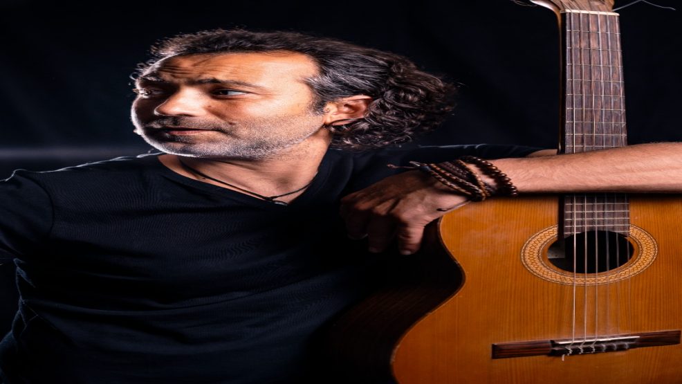 علاء ميكري أول فنان مغربي يربط جسرا ثقافيا بين إفريقيا وأمريكا اللاتينية