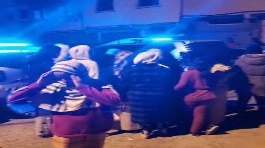 جريمة بشعة : اربعيني يقتل زوجته وصديقتها ويقدم على محاولة الانتحار بدوار البحارة مولاي عبد الله اقليم الجديدة