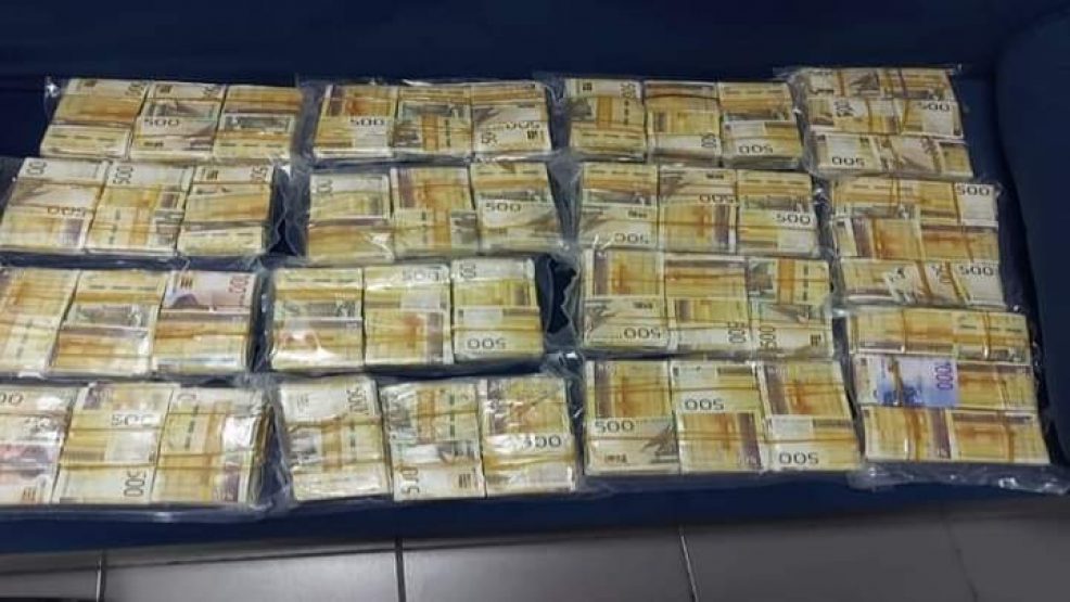 إحباط محاولة تهريب أزيد من 53 ألف أورو بميناء طنجة المتوسط