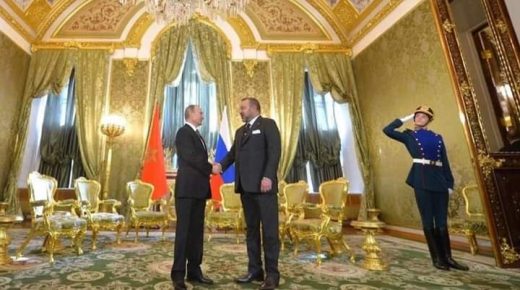 الملك يشيد بالعلاقات العريقة مع روسيا