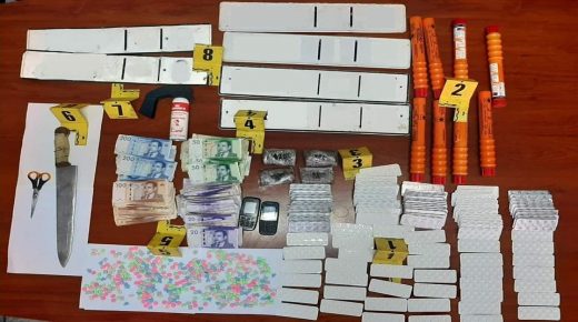 الشرطة القضائية بالجديدة : توقيف مبحوث عنه وتحجز 2140 قرص مخدر