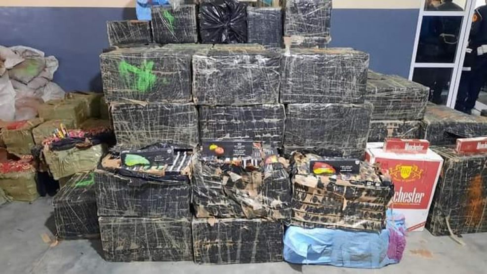 امن العيون يحبط عملية تهريب كبرى ويوقف سائق شاحنة  مشتبه به