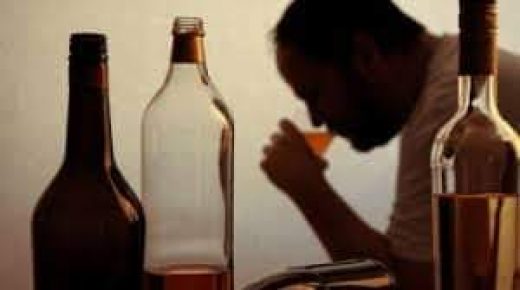 مكناس.. شراب مغشوش يقتل 8 أشخاص ويدخل آخرين للعناية المركزة