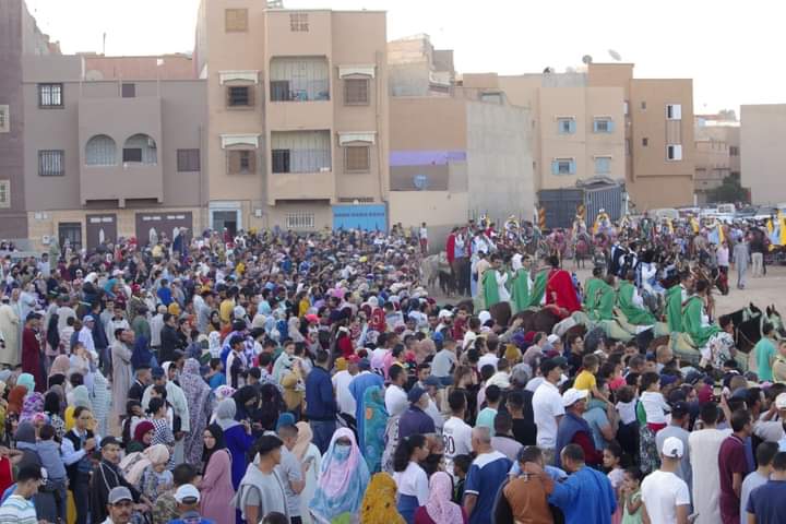 ساكنة تيزنيت تستمتع بفن التبوريدة