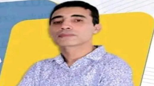 منسق فيدرالية اليسار بالزمامرة يصف رواد مواقع التواصل الاجتماعي بالذباب الالكتروني