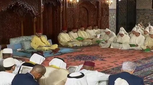 أمير المؤمنين يترأس حفلا دينيا إحياءا للذكرى الرابعة والعشرين لوفاة جلالة المغفور له الملك الحسن الثاني