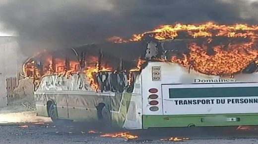 احتراق حافلة لنقل عمال زراعيين بآيت اعميرة اقليم شتوكة ايت باها