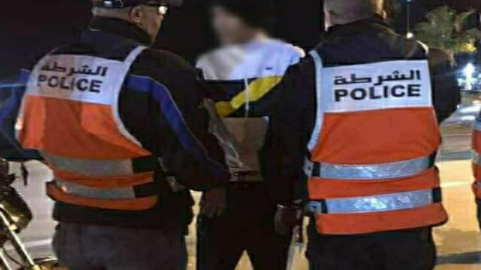 وادي زم : شخصين في قبضة الأمن في قضية ابتزاز وإنتحال صفة