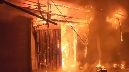 ليلة سوداء وخسائر بالملايين.. حريق مهول بمحلات للأثواب الفاخرة بدرب السلطان البيضاء