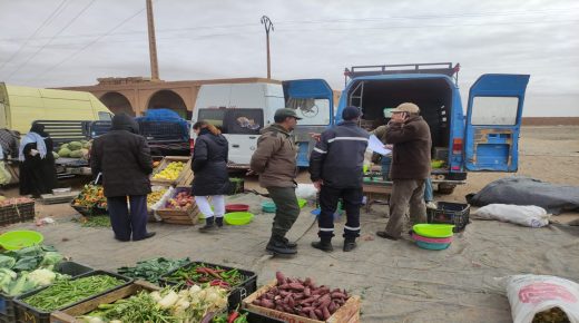 سلطات مدينة كلميمة تنظم حملات لمراقبة وضبظ الاسعار وانباء عن مخازن سرية للخضر