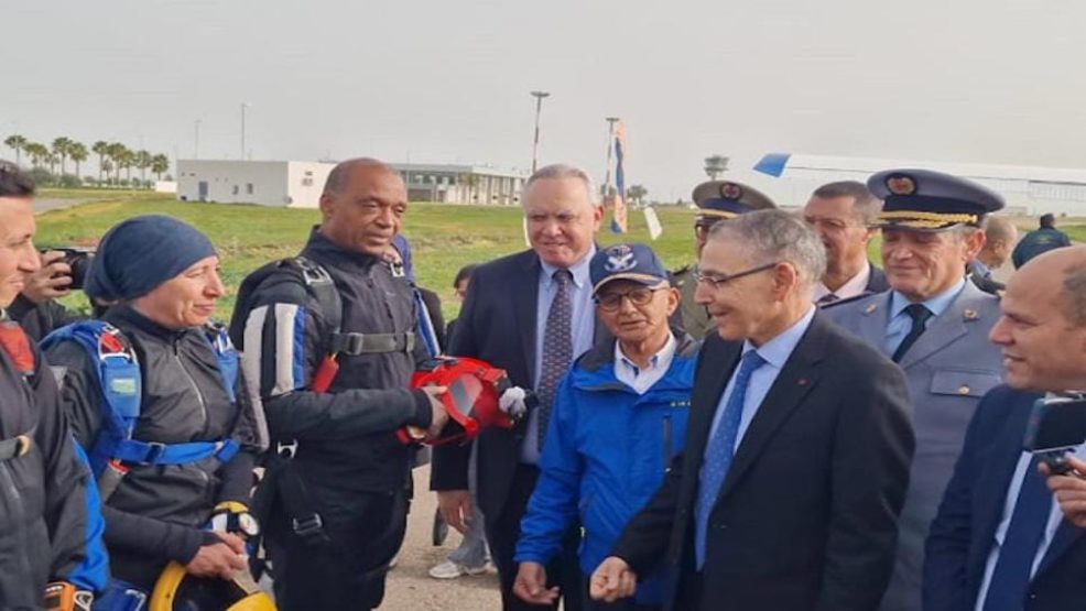 بني ملال…إنطلاق البطولة الدولية للقفز بالمظلات