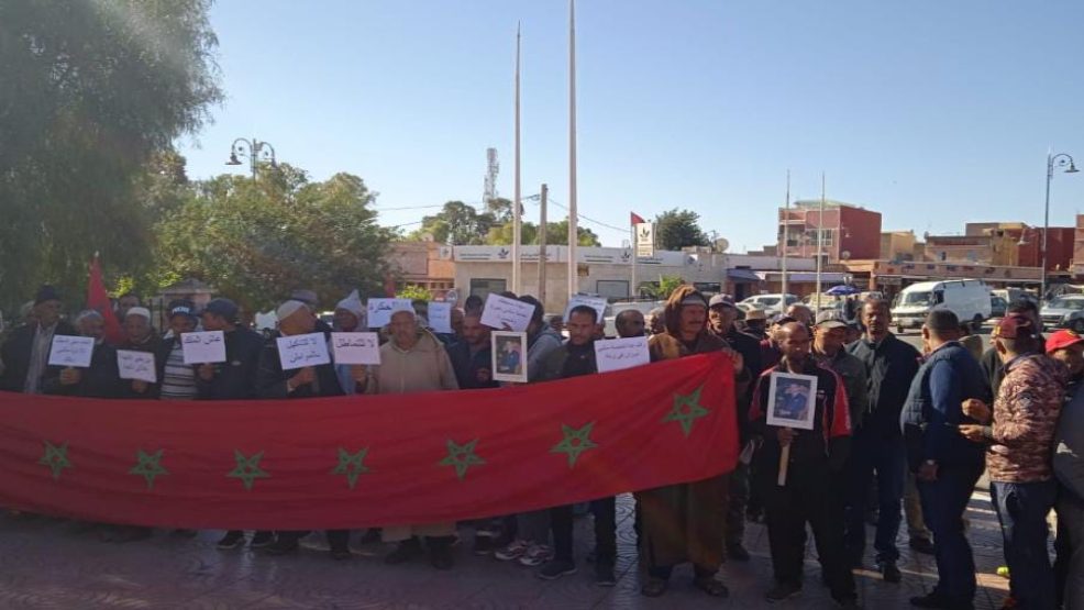 البروج إقليم سطات…قائد يعود للزمن البائد في إتجاه تعطيل مصالح المواطنين