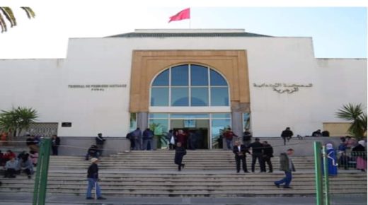 سنوات نافذة لنائب وكيل الملك الذي مارس الجنس بمكتبه