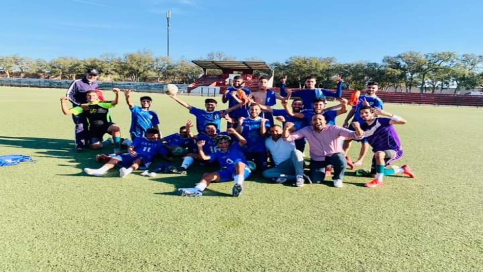 صعود فريق شباب الحي الحسني للقسم الشرفي الاول عصبة الشاوية دكالة لكرة القدم