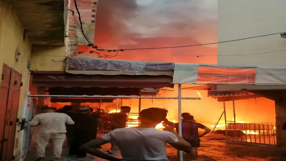 حريق مهول يلتهم برج مولاي عمر بمكناس