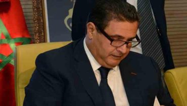 أخنوش: المغرب انخرط في منظومة للتصنيع لضمان مخزون استراتيجي في المجال الصحي