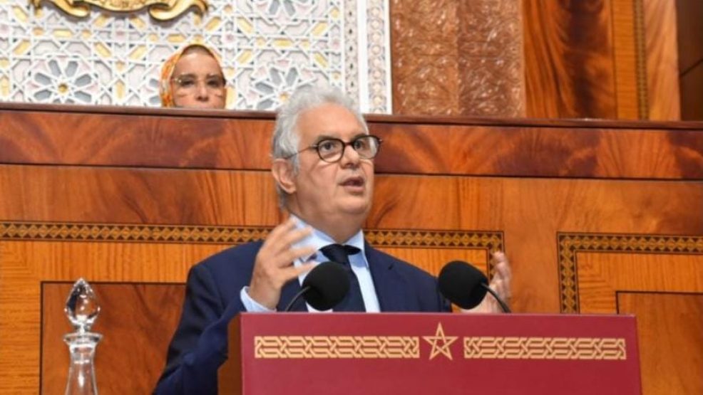 وزير التجهيز: مكاتب دراسات ومقاولين يتحملون مسؤولية “الطرق المغشوشة”