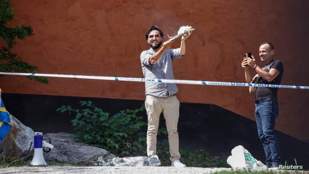 حَرقُ المُصْحَفِ: الدوافع والدلالات وتحديات الأمة