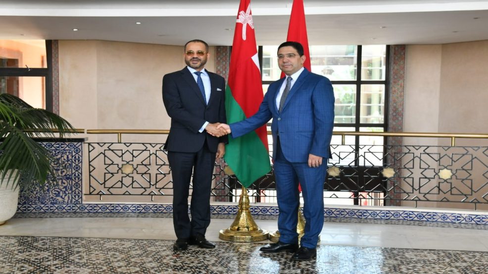 المملكة المغربية وسلطنة عمان عازمتان على تطوير علاقات التعاون الثنائي