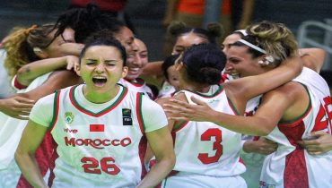 البطولة العربية لكرة السلة(سيدات) بالقاهرة وفوز المنتخب المغربي على نظيره المصري “ب” بنتيجة 87-84
