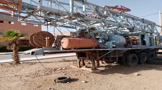 فوضى الابار العشوائية بمنطقة بودنيب والسلطة غائبة عن أي تدخل!!