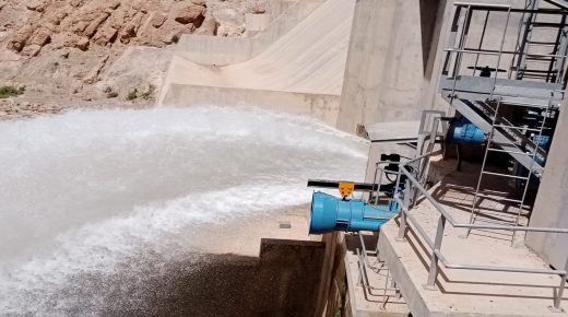 الطلقة المائية الاولى من سد قدوسة لسقي الواحات التقليدية  على صعيد الجماعة الترابية لوادي النعام