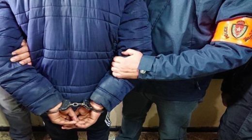 البيضاء.. توقيف شاب حاول سرقة مصلين فجر اليوم