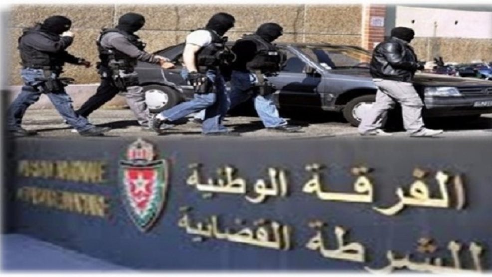 الفرقة الوطنية للشرطة القضائية توقف شخص بمدينة الدار البيضاء يشتبه في تورطه في انتحال صفة ينظمها القانون لتضليل الضحايا وتعريضهم للنصب والاحتيال