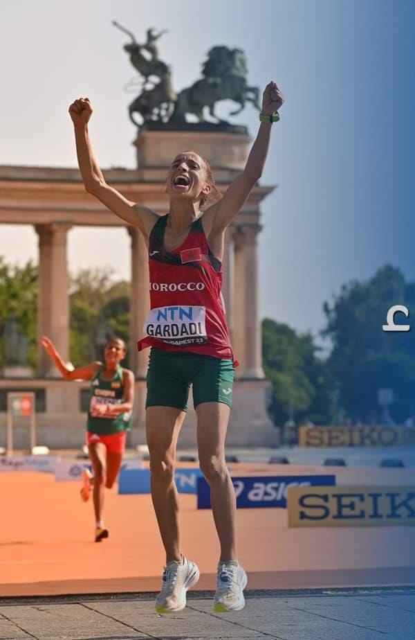 جلالة الملك يبعث ببرقية تهنئة للعداءة كردادي