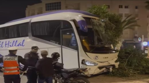 آسفي: تعطل مكابح  حافلة لنقل المسافرين يتسبب في كارثة بعد اصطدامها بـ5 سيارات