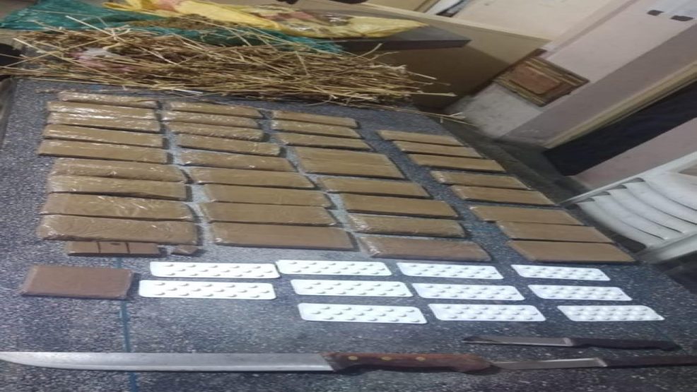 إحباط محاولة تسليم شحنة تتكون من 5,4 كلغ من مخدر الكوكايين و6642 قرص مخدر بطنجة