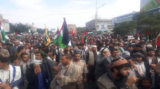 مسيرات مليونية في المدن اليمنية تظامنا مع الفلسطينيين
