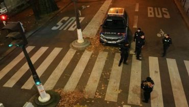 قتيل في حادث طعن قرب برج ايفل بباريس